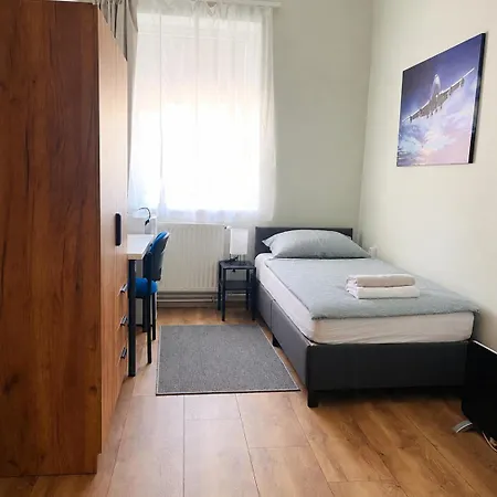 Bed & Breakfast Airport